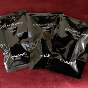 3xChanel Le Volume de Chanel mascara sample size